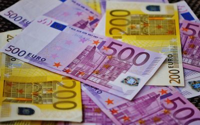 La BCE invita a tenere contante in casa: svolta o semplice prudenza?